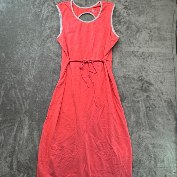 D & Co Denim Company Coral Pink Casual Sundress Sleeveless Gray Trim Cutout Back - Picture 2 of 8